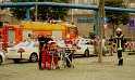 2 Denkmalkletterer hielten Feuerwehr und Polizei in Trapp Koeln Heumarkt P089